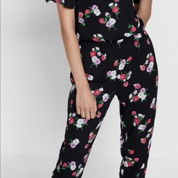 Express off the shoulder black floral lined jumpsuit elastic waist NEW - Picture 5 of 14